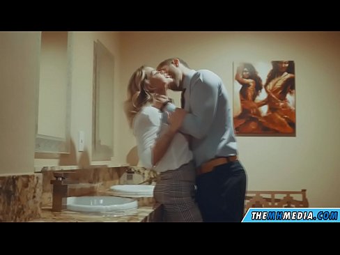 ❤️ Quand une blonde plantureuse vous séduit dans des toilettes publiques. ️❌ Vidéo de porno at fr.downloadassertion.top ❌